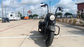 2018 Harley-Davidson<sup>®</sup> Road King<sup>®</sup> Special Industrial Gray Denim thumb 1