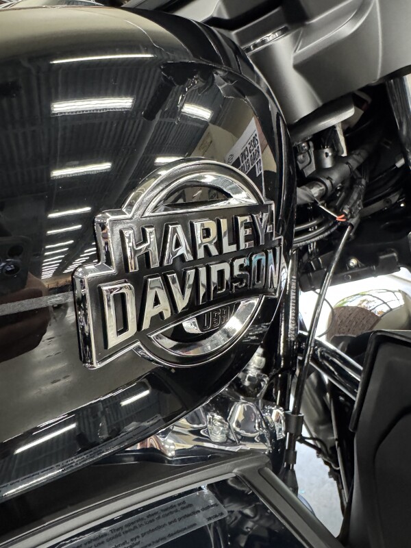 2025 Harley-Davidson Street Glide Ultra FLHXU - Photo 3
