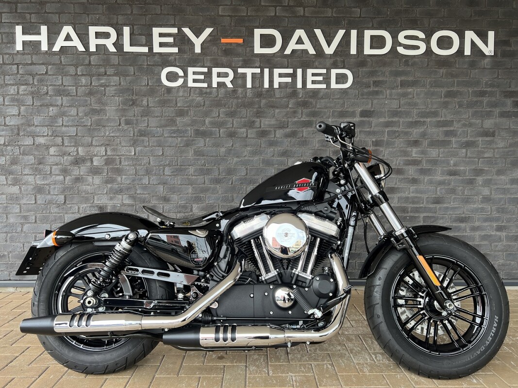 シークレットさま専用。Harley-Davidson サイドフロントフルエンジン