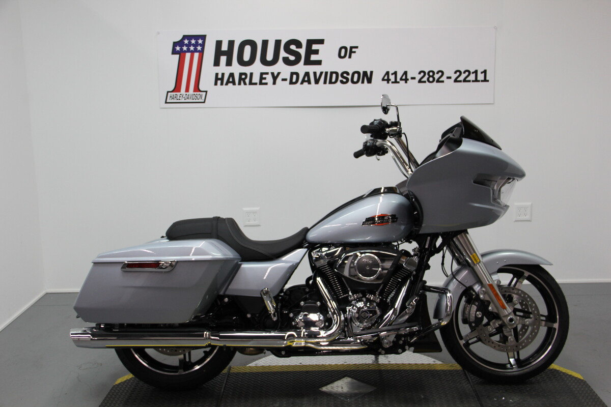 バルド　52° New 2025 Harley-Davidson Street Glide® | Motorcycles in