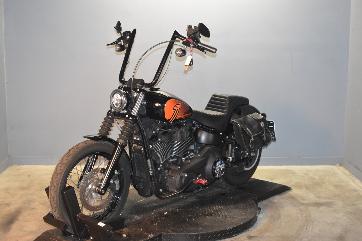 2021 Harley-Davidson Street Bob 114 FXBBS - Photo 4