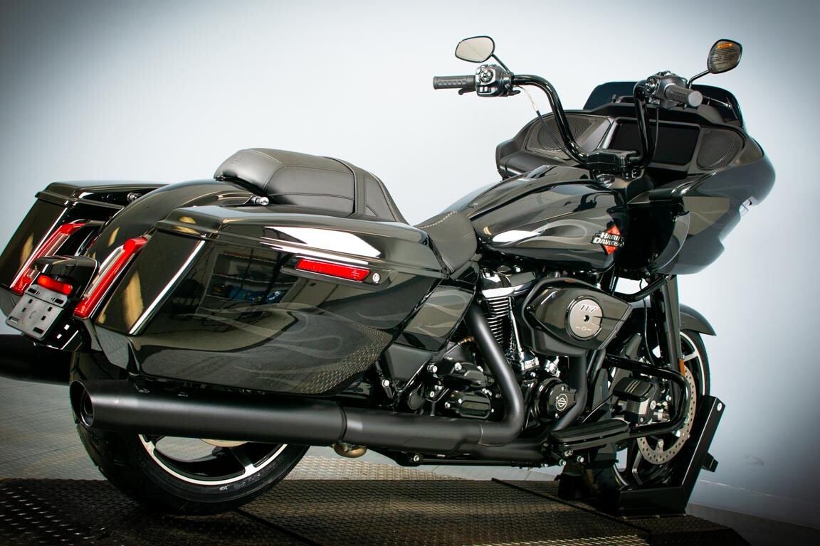 2025 Harley-Davidson Road Glide FLTRX - Photo 8