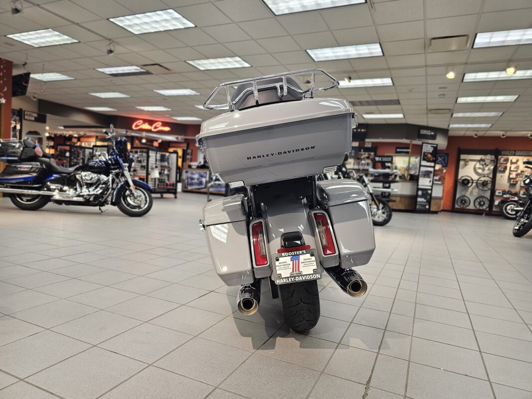 FLHXU 2025 Street Glide Ultra - Photo 7