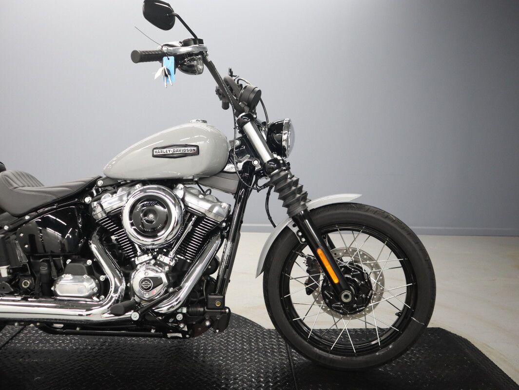 2025 Harley-Davidson Street Bob FXBB - Photo 9