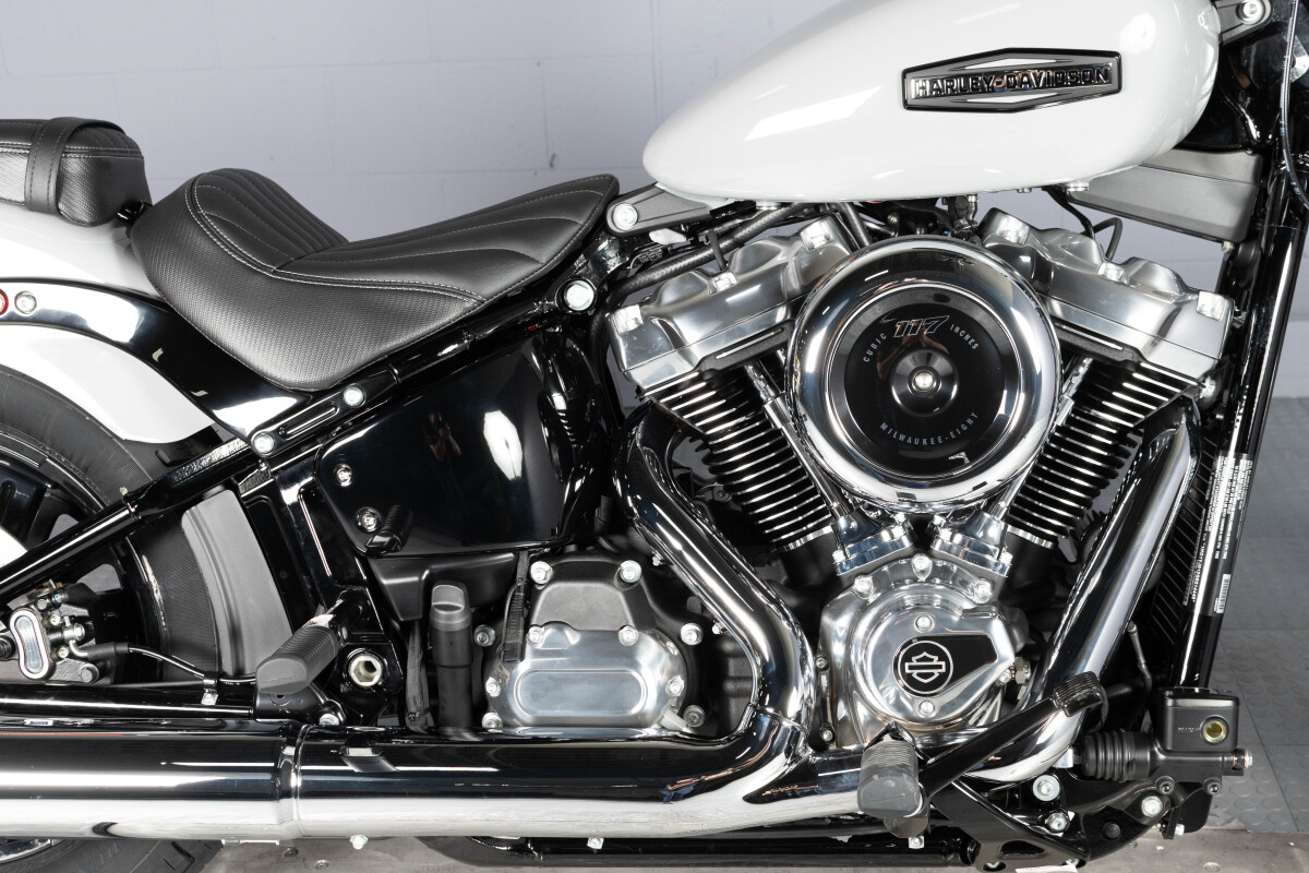 2025 Harley-Davidson Street Bob FXBB - Photo 3