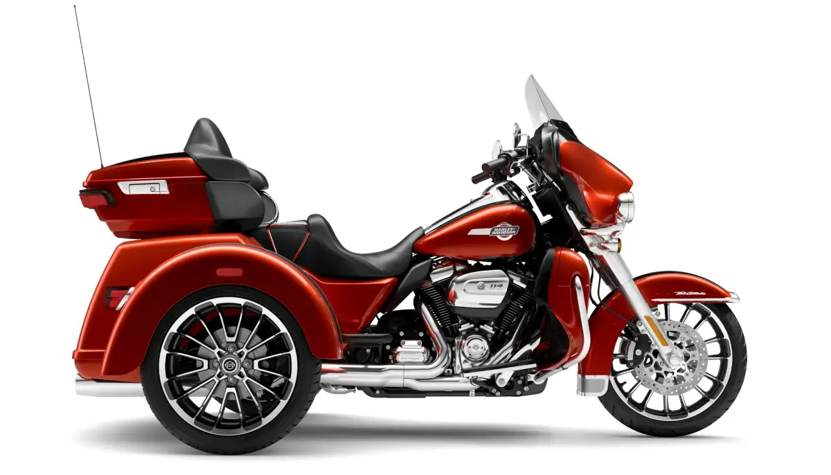 2025 Harley-Davidson Tri Glide Ultra FLHTCUTG