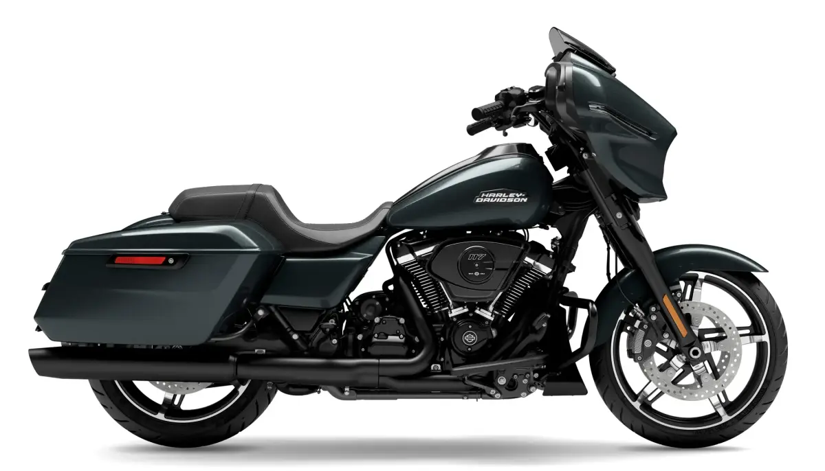 2025 Harley-Davidson Street Glide Iron Horse Metallic - Black Finish