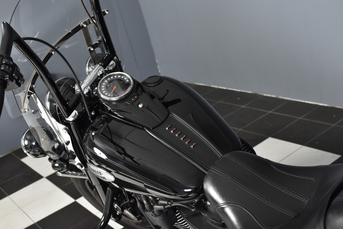 2022 Harley-Davidson® Heritage Classic 114 FLHCS, photo 15