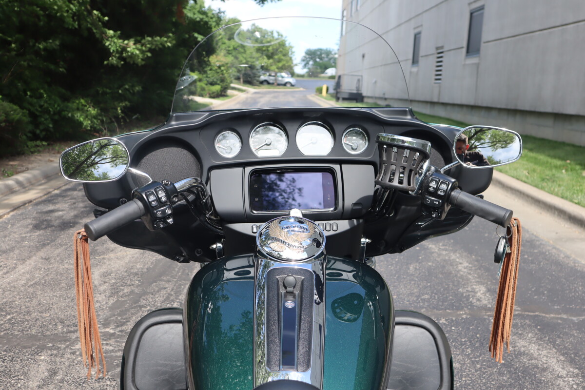 2021 Harley-Davidson Tri Glide Ultra FLHTCUTG - Photo 9