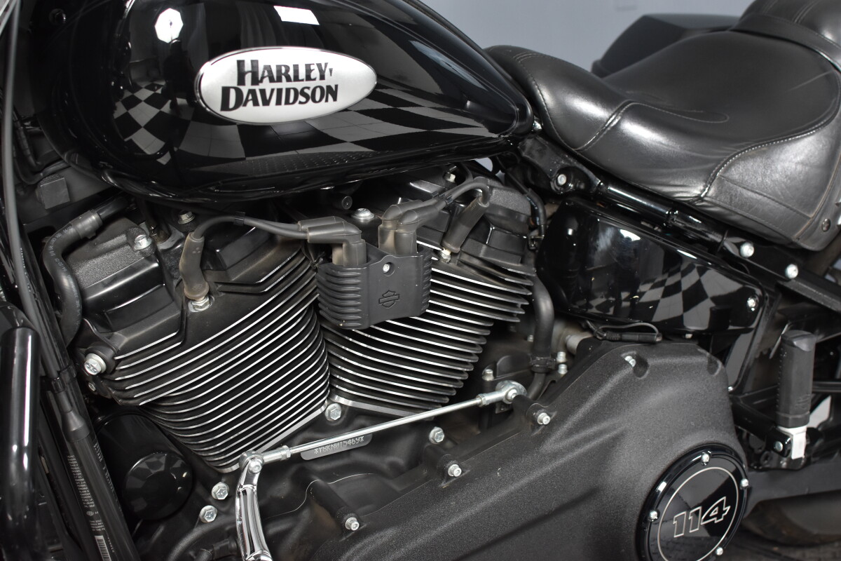 2022 Harley-Davidson® Heritage Classic 114 FLHCS, photo 14