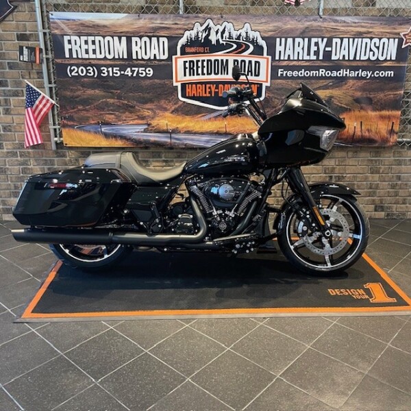 2025 Road Glide® (FLTRX)