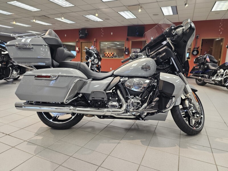 FLHXU 2025 Street Glide® Ultra