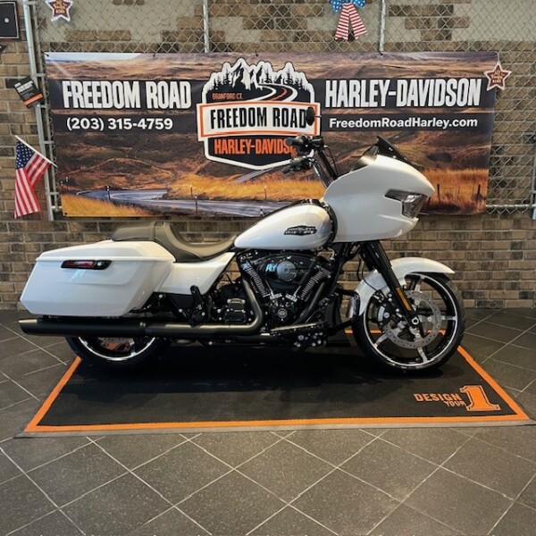 2025 Road Glide® (FLTRX)