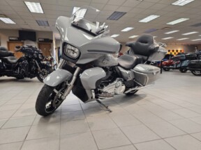 FLHXU 2025 Street Glide® Ultra thumb 1