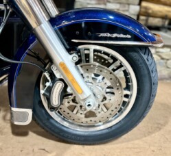 2014 FLHTCUTG - Tri Glide Ultra Classic thumb 1