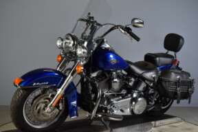 2015 Harley-Davidson® Heritage Softail® Classic FLSTC thumb 0