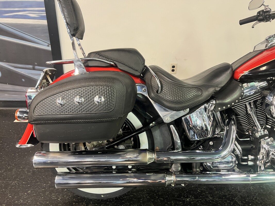 2010 Harley-Davidson Softail Deluxe Scarlet Red/Vivid Black FLSTN - Photo 5