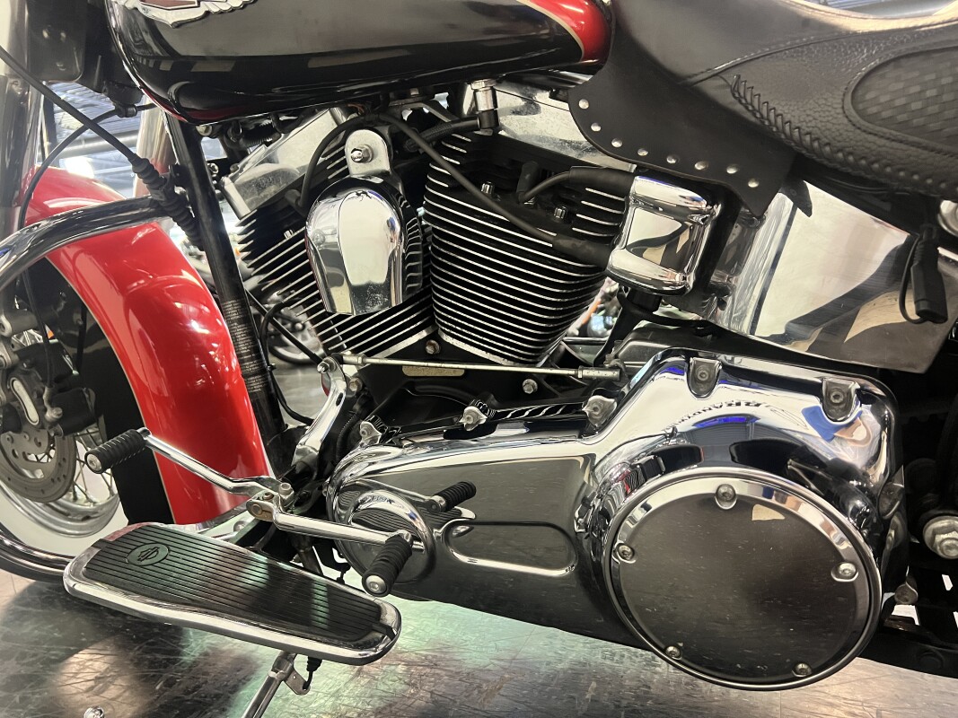 2010 Harley-Davidson Softail Deluxe Scarlet Red/Vivid Black FLSTN - Photo 8