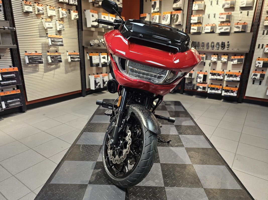 FLTRXSTSE 2025 CVO Road Glide ST - Photo 3