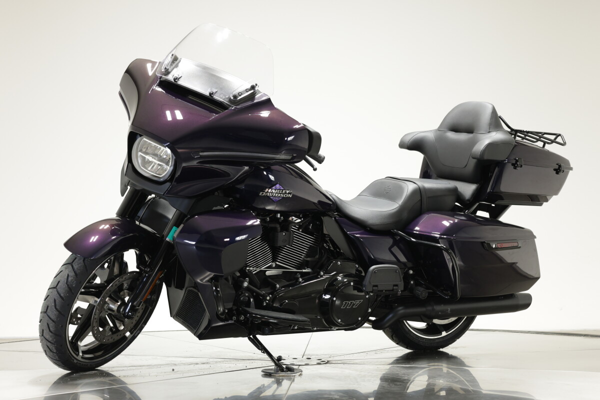 2025 Harley-Davidson FLHXU Street Glide Ultra in Mystic Shift - Photo 6