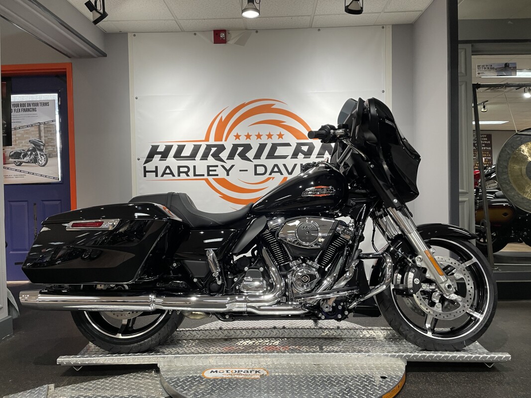 2025 Harley-Davidson Street Glide – FLHX