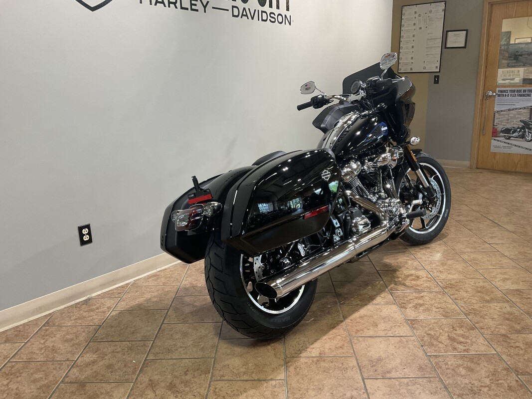 2025 Harley-Davidson Low Rider ST Vivid Black FXLRST - Photo 4