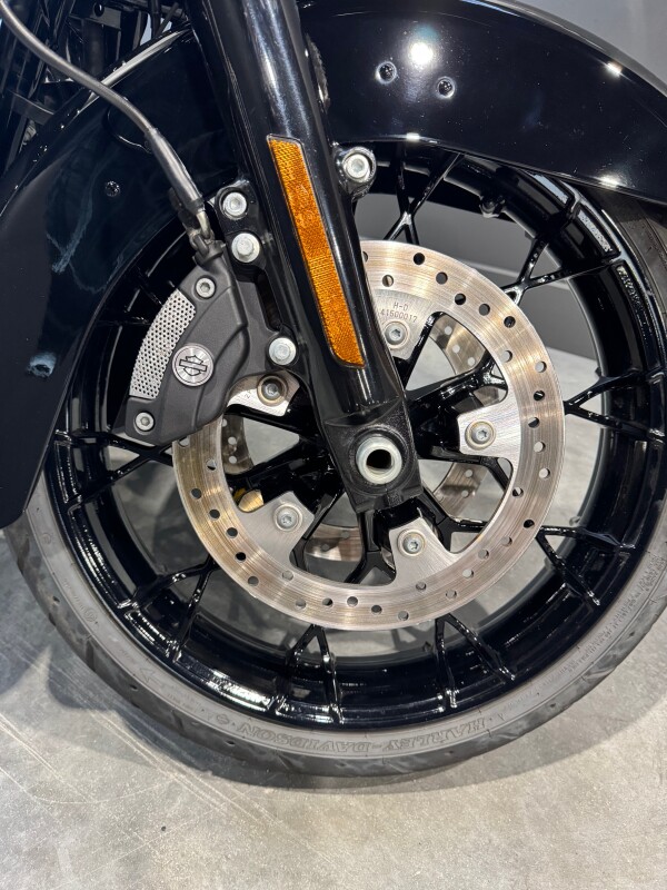 2023 Harley-Davidson Road King Special Vivid Black - Photo 10