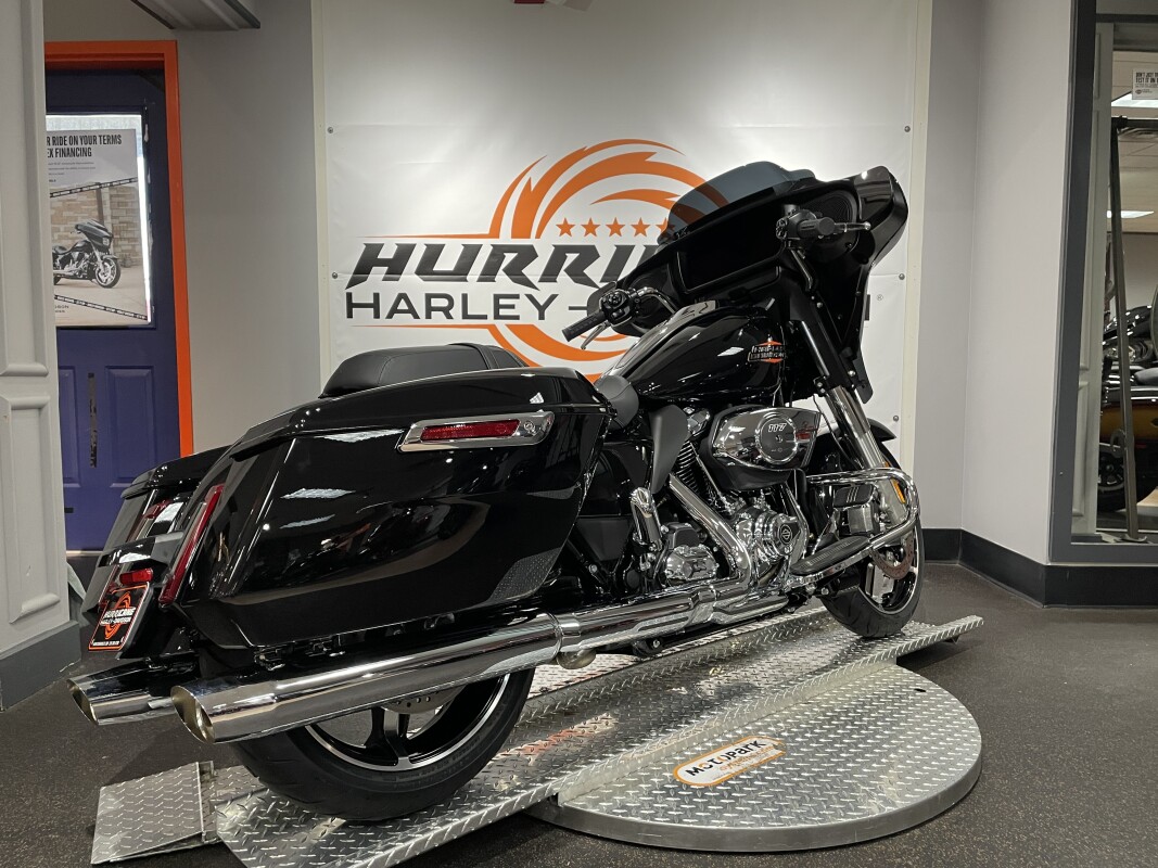 2025 Harley-Davidson Street Glide – FLHX - Photo 8