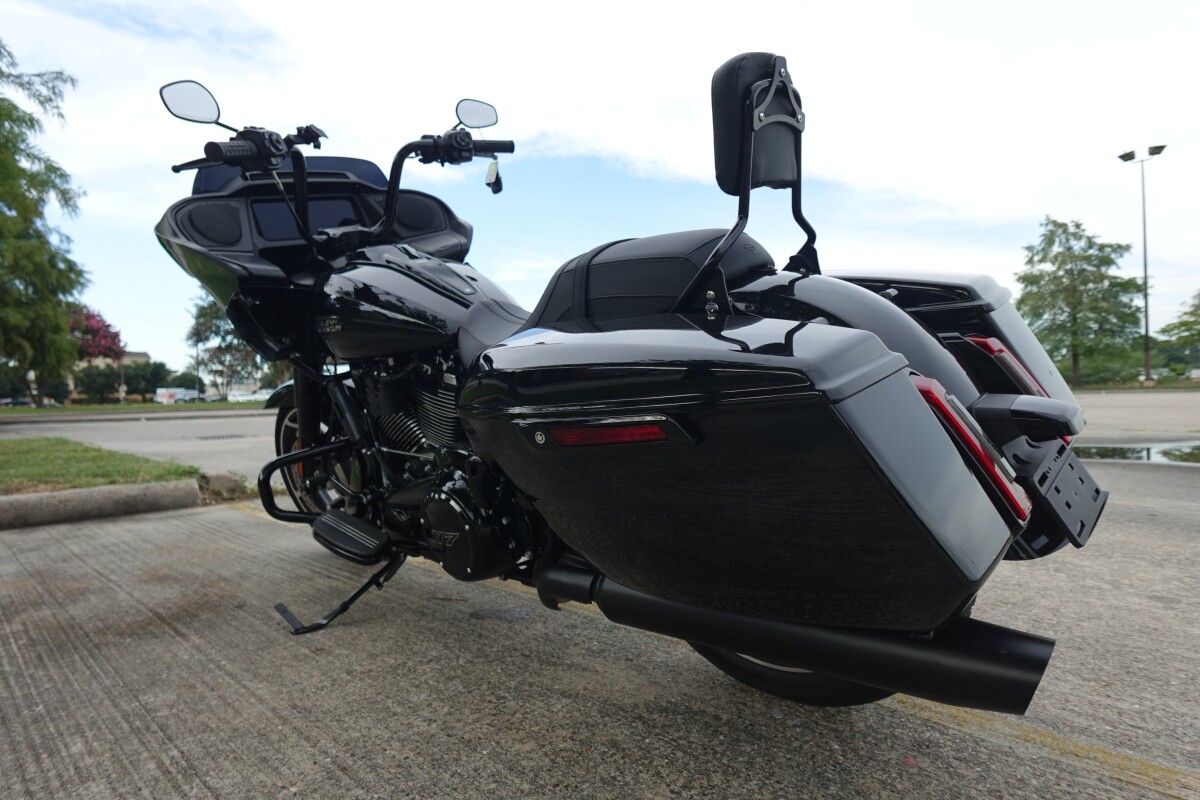 2025 Harley-Davidson Road Glide FLTRX - Photo 6