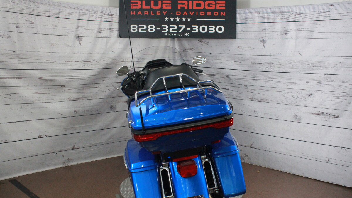 2018 Harley-Davidson Road Glide Ultra Electric Blue - Photo 7