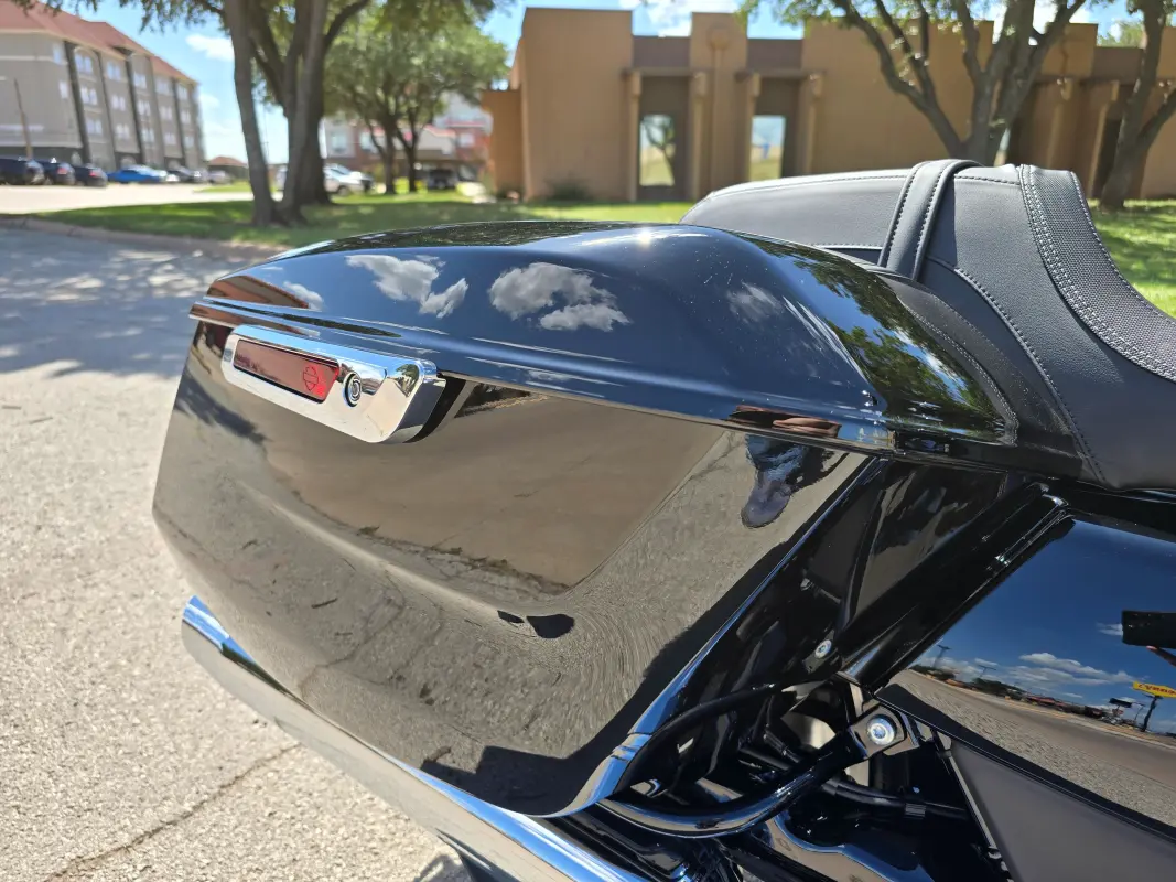 2025 Harley-Davidson Road Glide - Photo 10