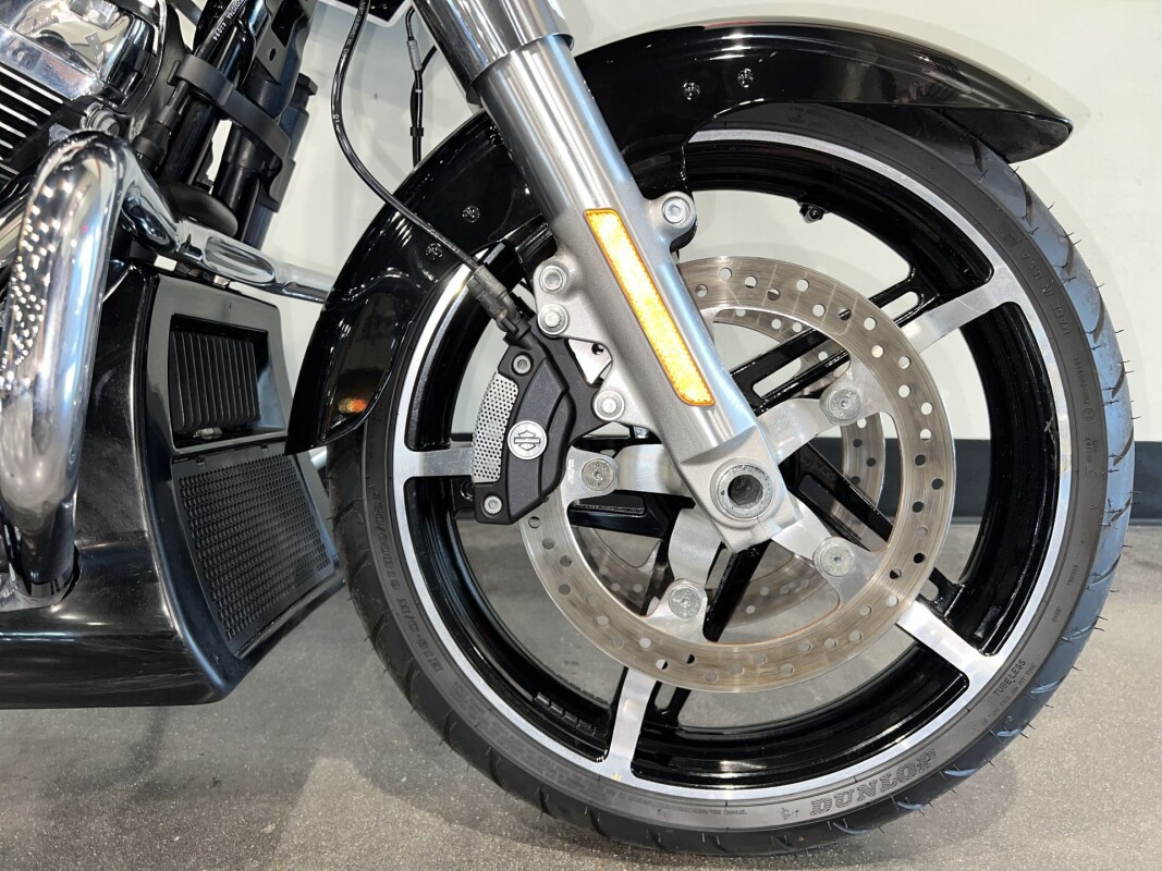 2024 Harley-Davidson Street Glide FLHX - Photo 3