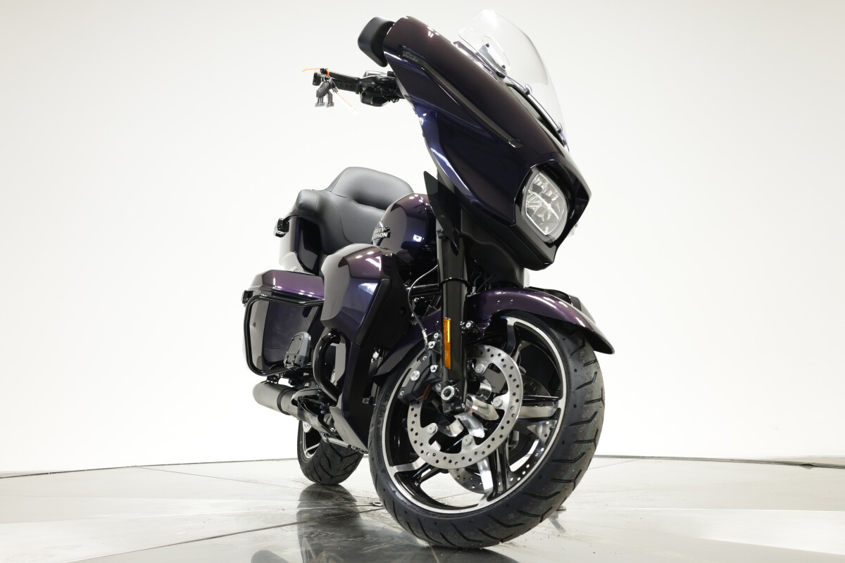 2025 Harley-Davidson FLHXU Street Glide Ultra in Mystic Shift - Photo 3