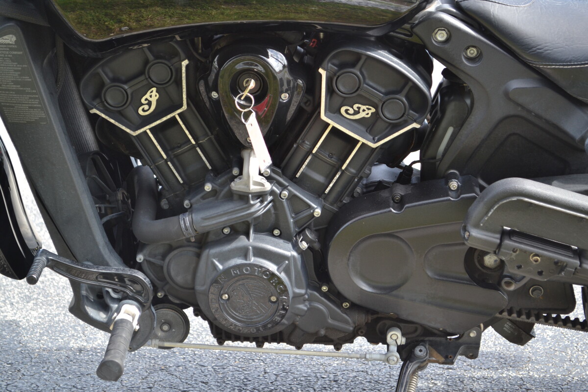 2016 Indian Motorcycle Scout® Sixty Thunder Black, photo 13