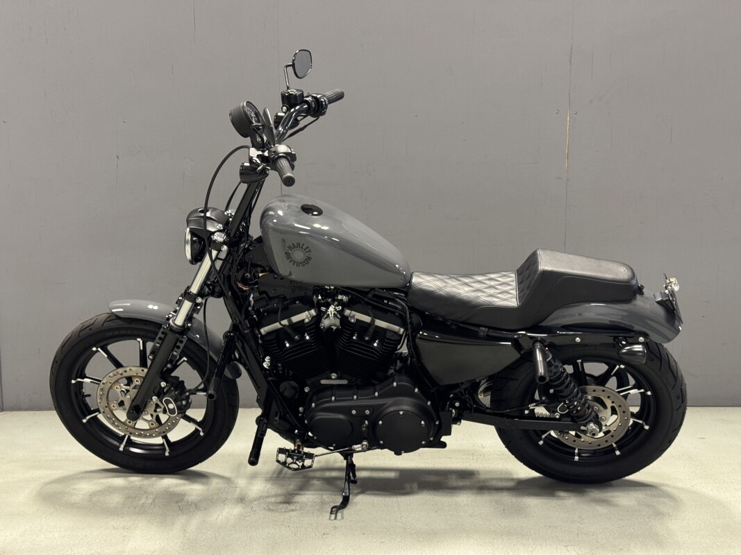 XL 883N 2022 Iron 883 - Photo 2