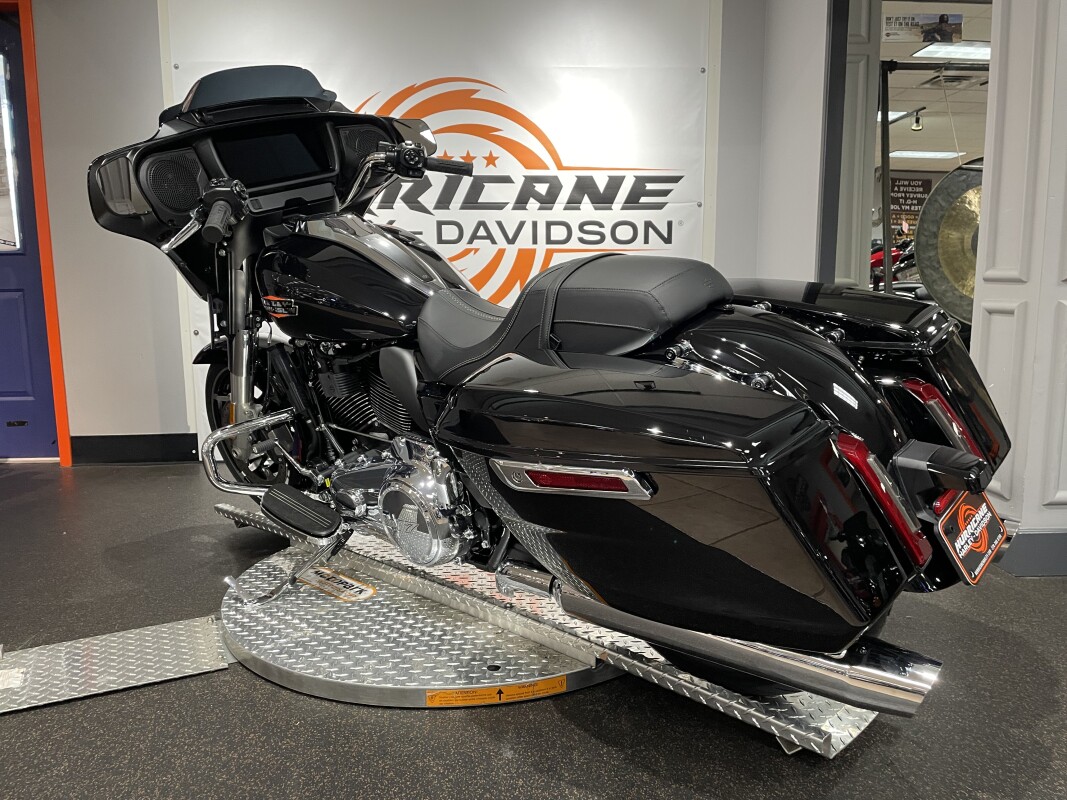2025 Harley-Davidson Street Glide – FLHX - Photo 6