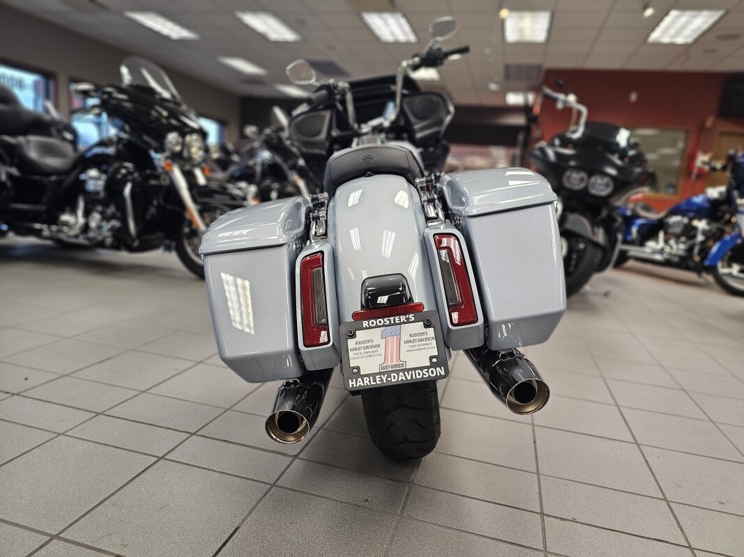 FLTRX 2025 Road Glide - Photo 7