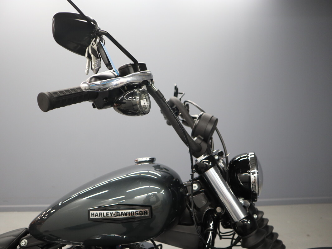 2025 Harley-Davidson Street Bob FXBB - Photo 10