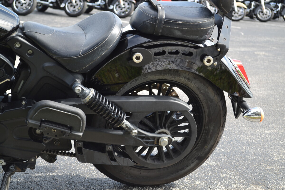 2016 Indian Motorcycle Scout® Sixty Thunder Black, photo 12