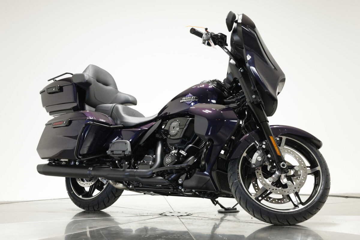 2025 Harley-Davidson FLHXU Street Glide Ultra in Mystic Shift - Photo 2