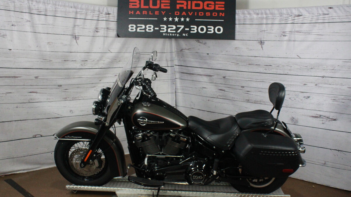 2018 Harley-Davidson Heritage Classic 114 Industrial Gray Denim/Black Denim - Photo 5