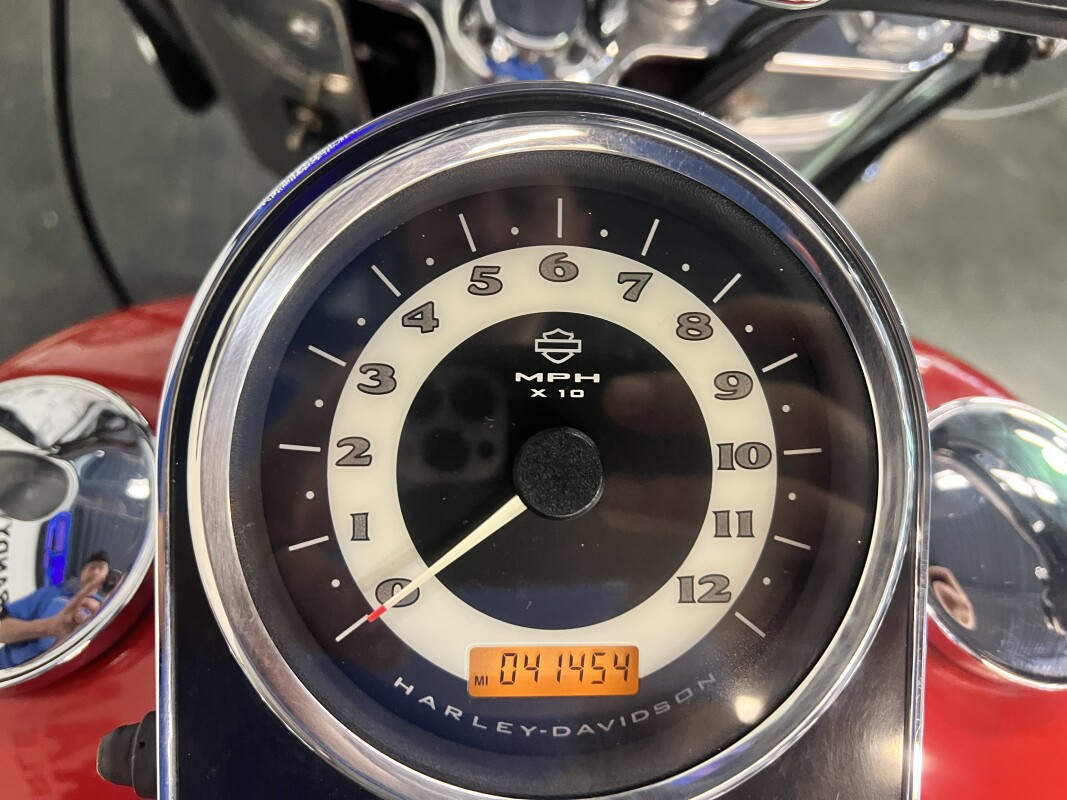 2010 Harley-Davidson Softail Deluxe Scarlet Red/Vivid Black FLSTN - Photo 6