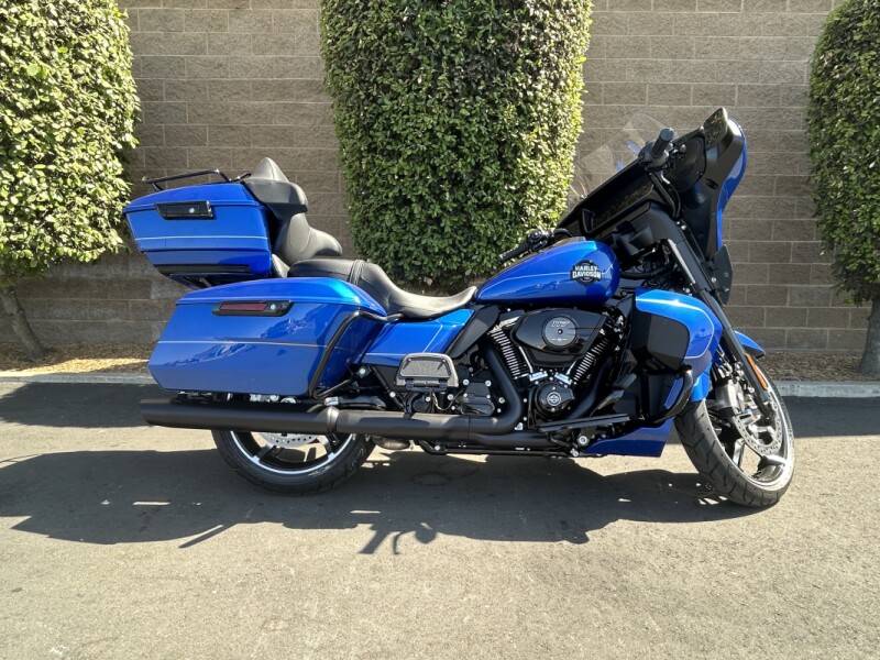 FLHXU 2025 Street Glide® Ultra