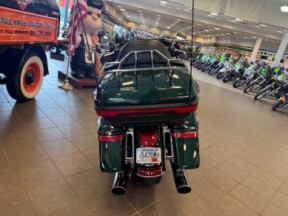 2015 Harley-Davidson Ultra Limited FLHTK thumb 2