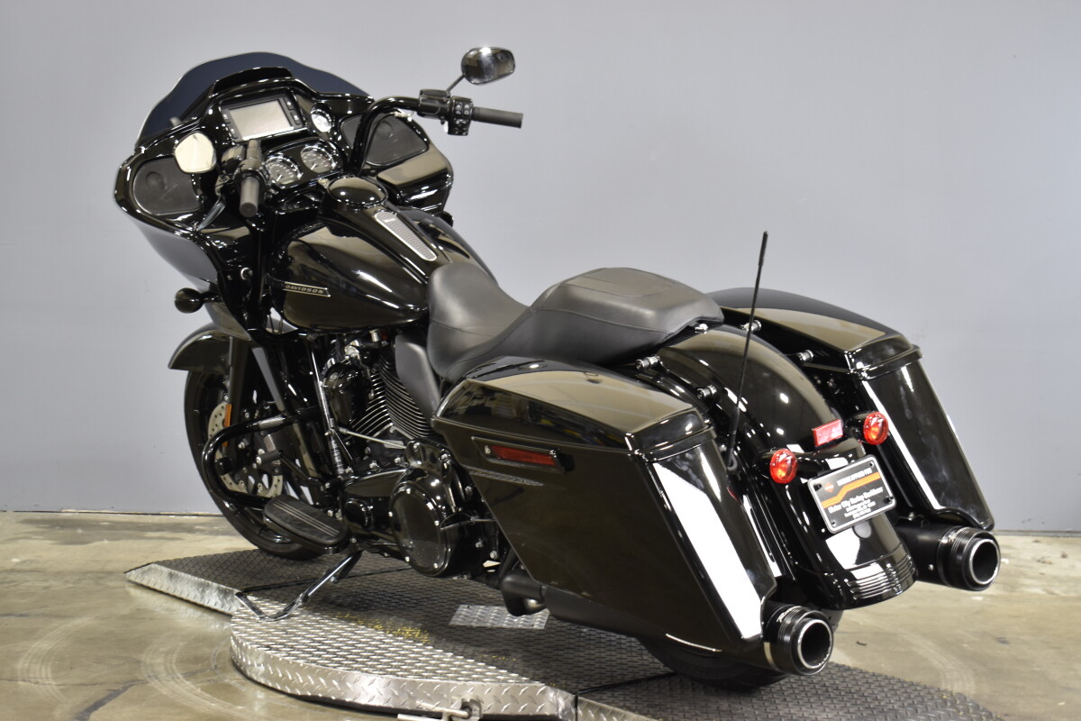 2018 Harley-Davidson Road Glide Special FLTRXS - Photo 6