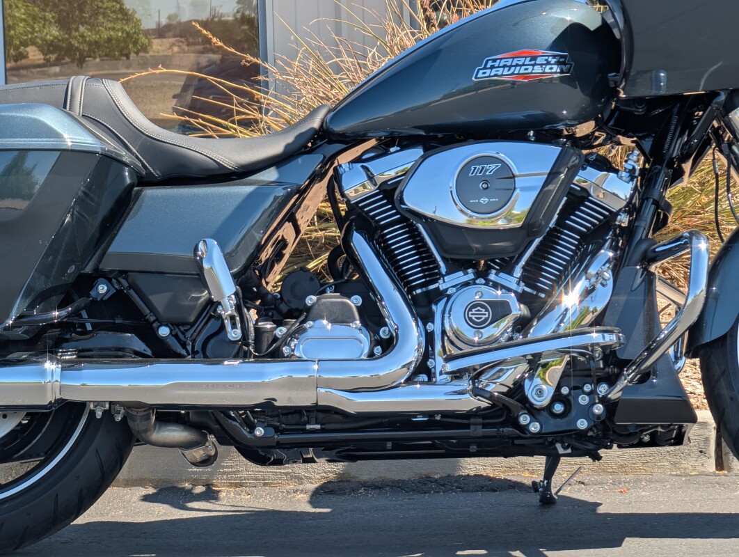 2025 Harley-Davidson Road Glide - Photo 9