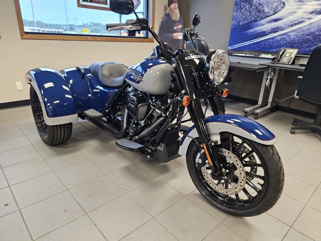 FLRT 2023 Freewheeler - Photo 2