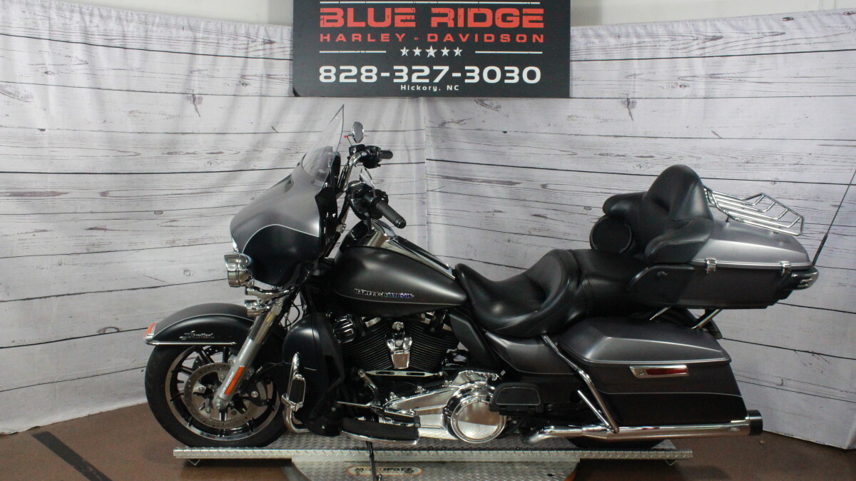 2017 Harley-Davidson Ultra Limited Two-Tone Charcoal Denim/Black Denim - Photo 5