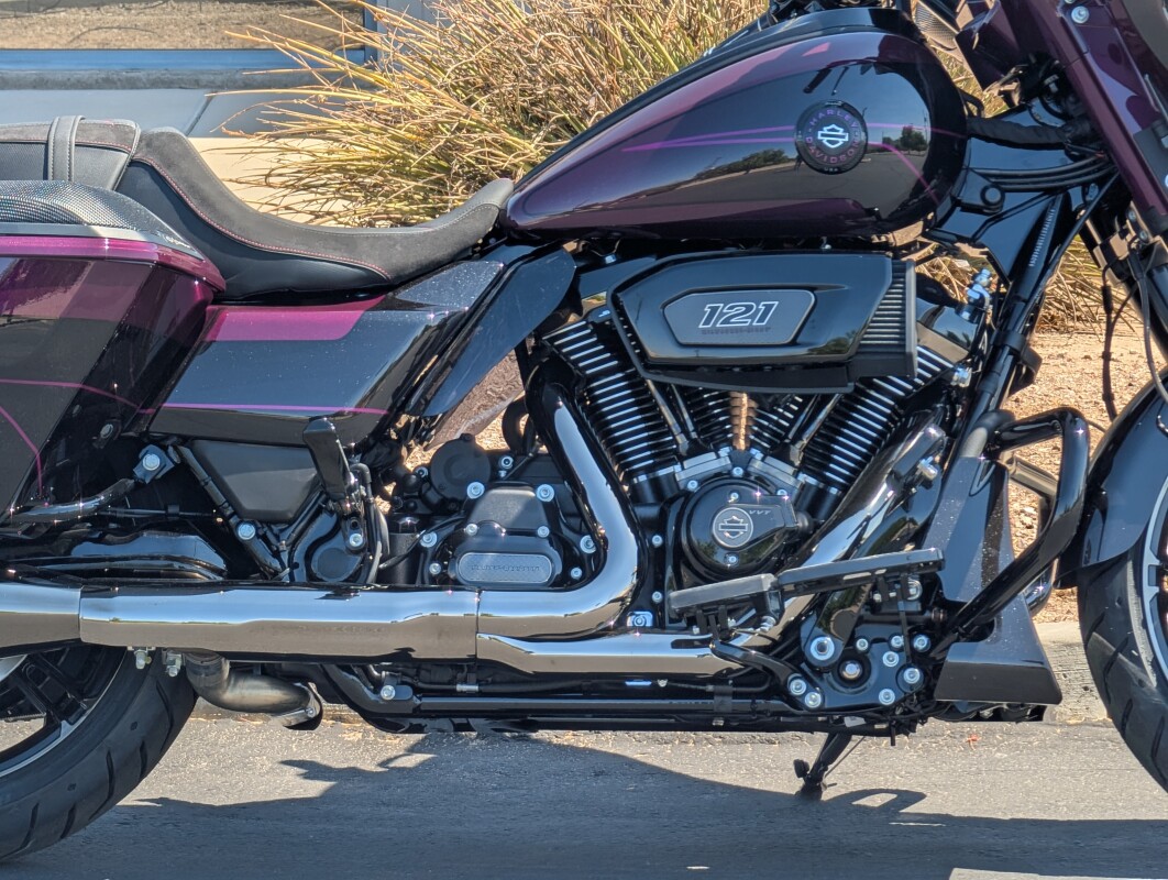2025 Harley-Davidson CVO Street Glide - Photo 9