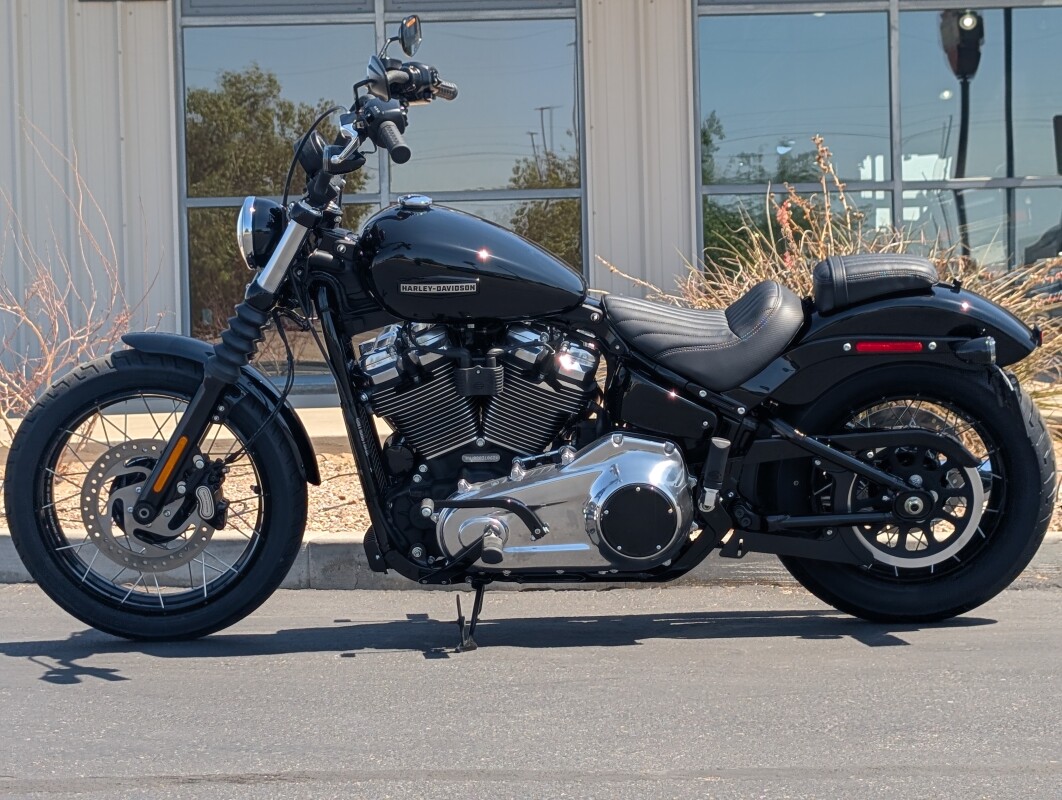2025 Harley-Davidson Street Bob - Photo 2